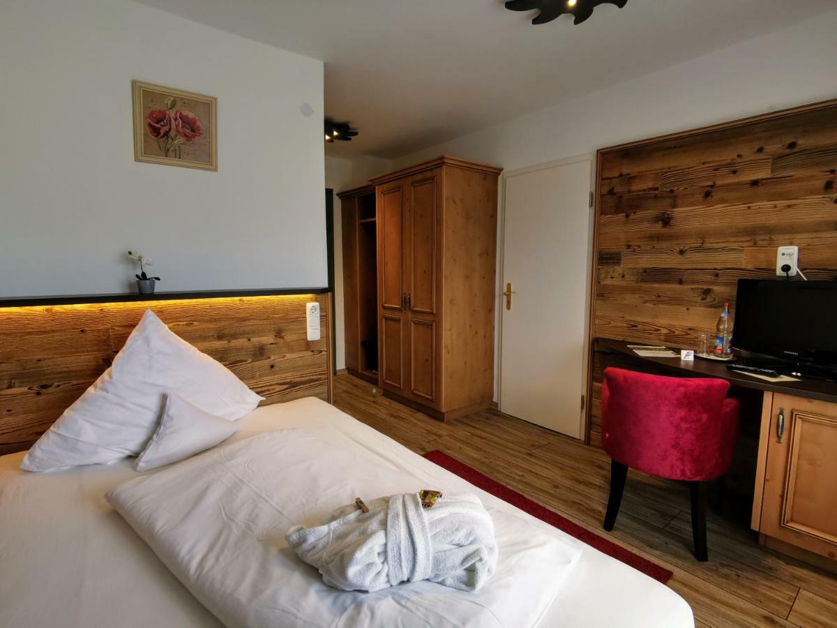 Hotel Wagner Рицлерн Экстерьер фото